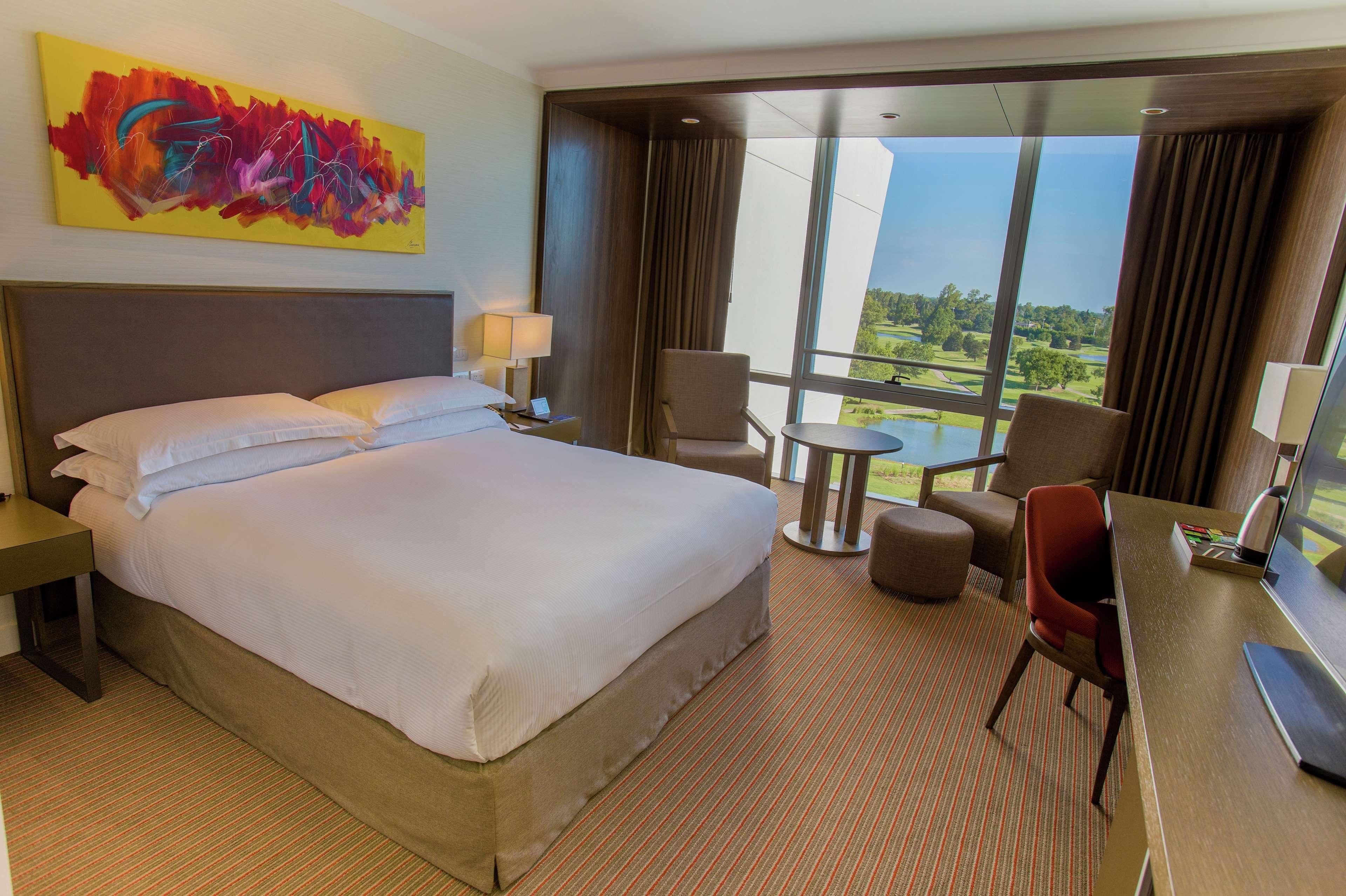 Hilton Pilar Ξενοδοχείο Εξωτερικό φωτογραφία