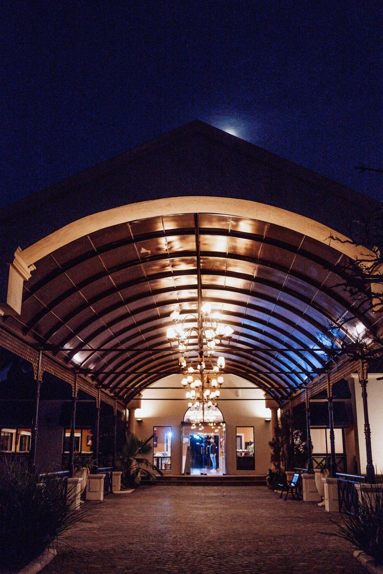 Hilton Pilar Ξενοδοχείο Εξωτερικό φωτογραφία